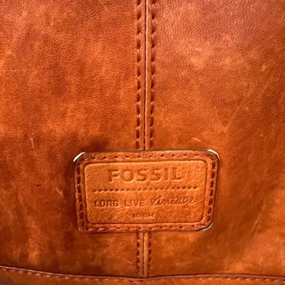 Leather Fossil crossbody purse - Picture 11 of 14
